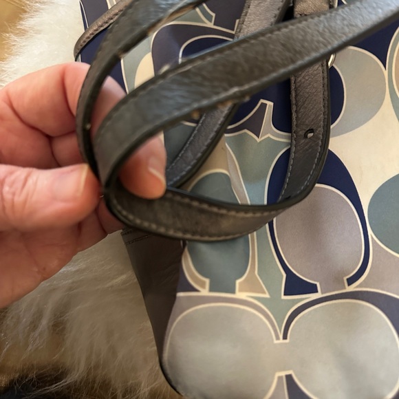 Vintage Coach Authentic Shoulder Bag - Picture 15 of 15